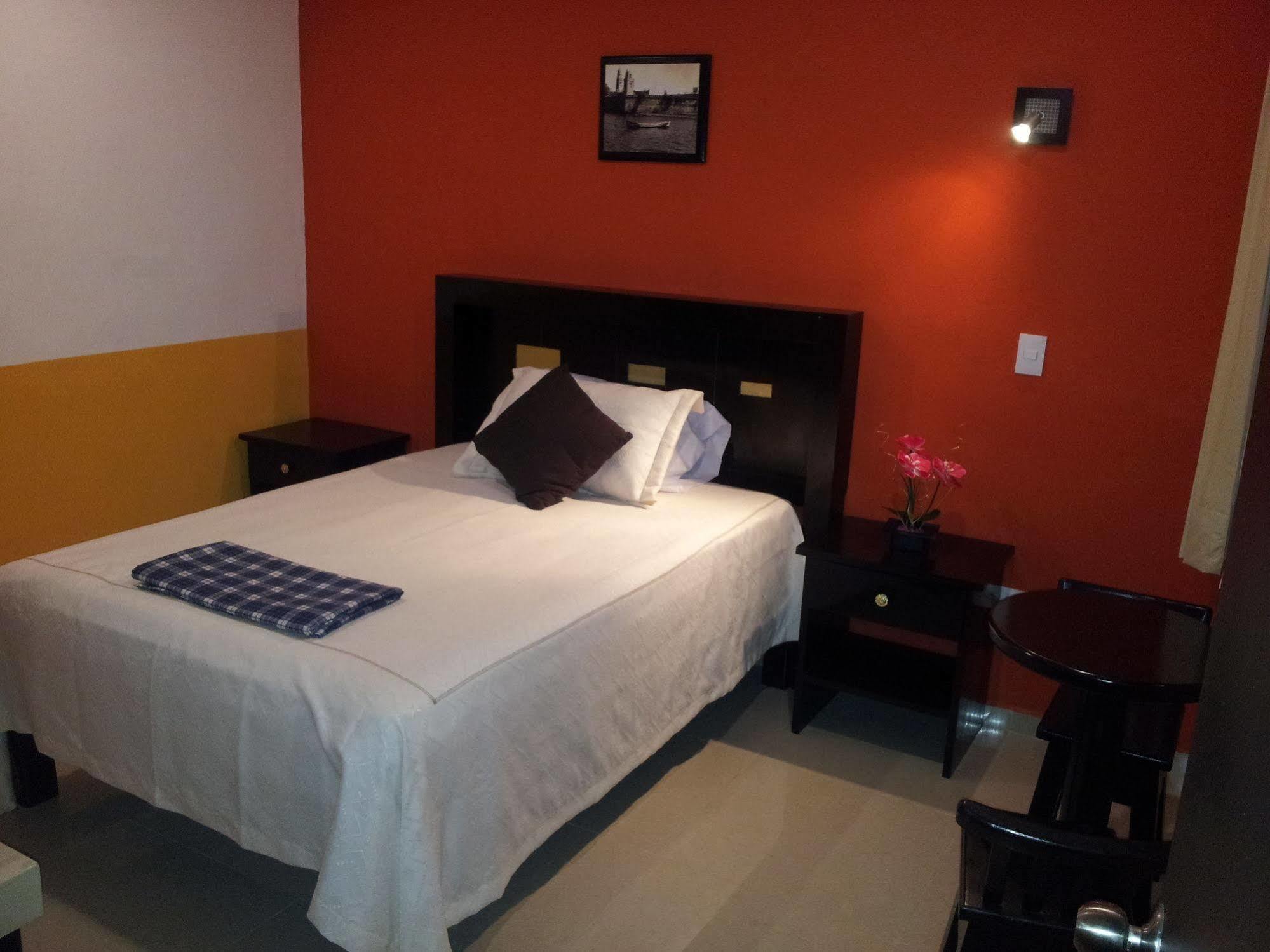 Hotel Catedral Campeche Buitenkant foto