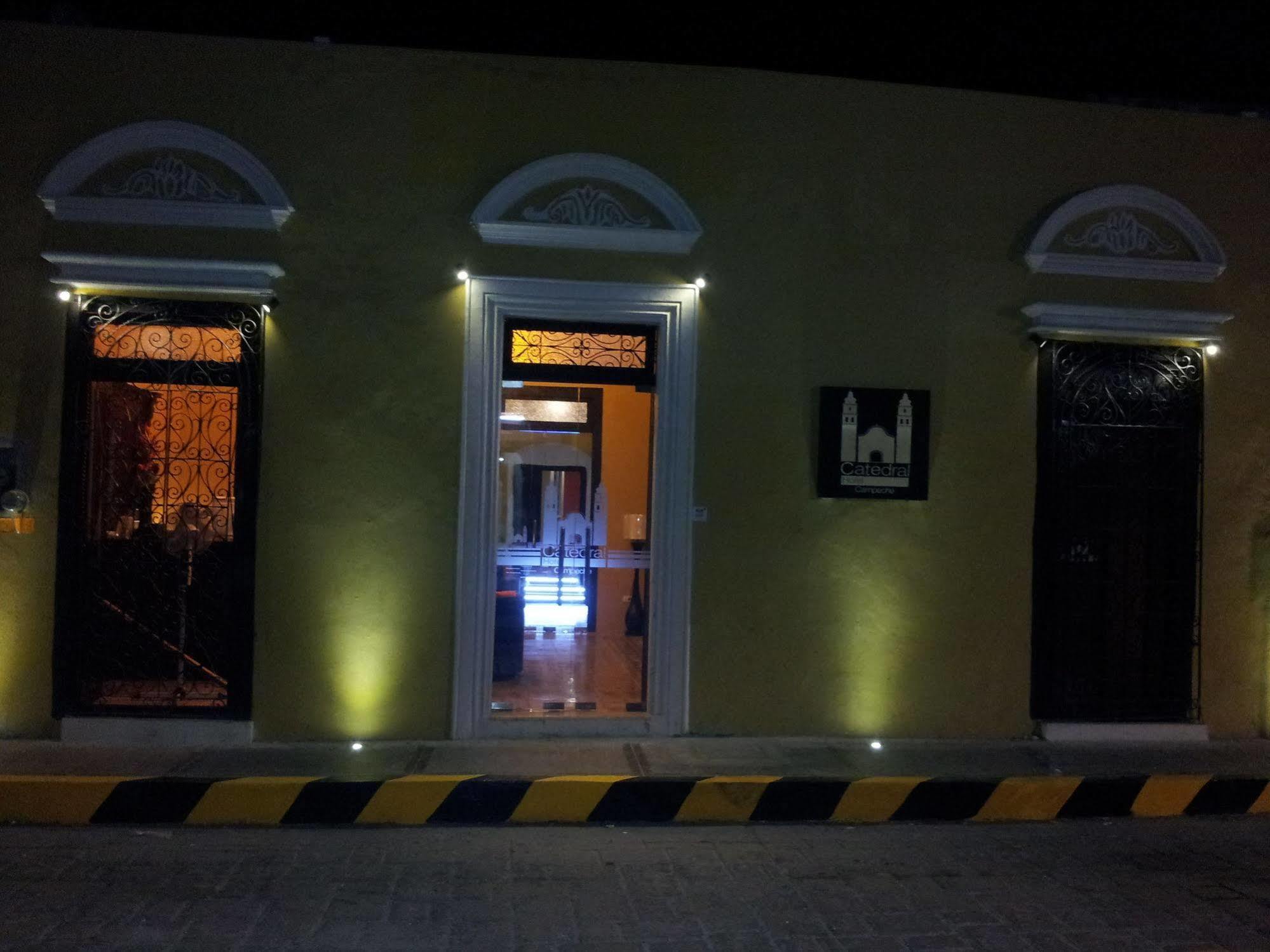 Hotel Catedral Campeche Buitenkant foto